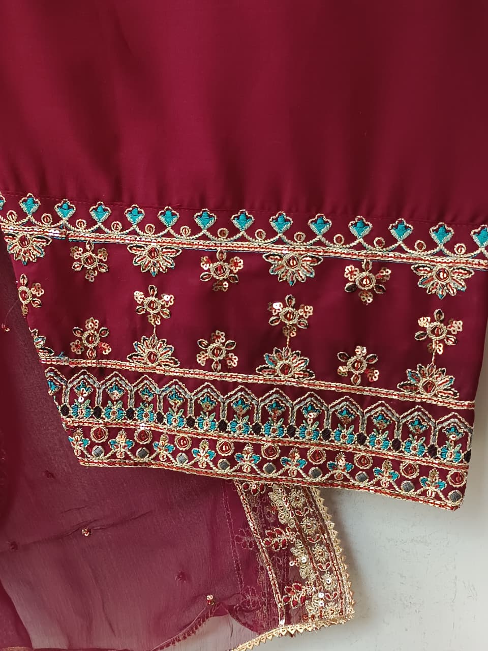 Manari