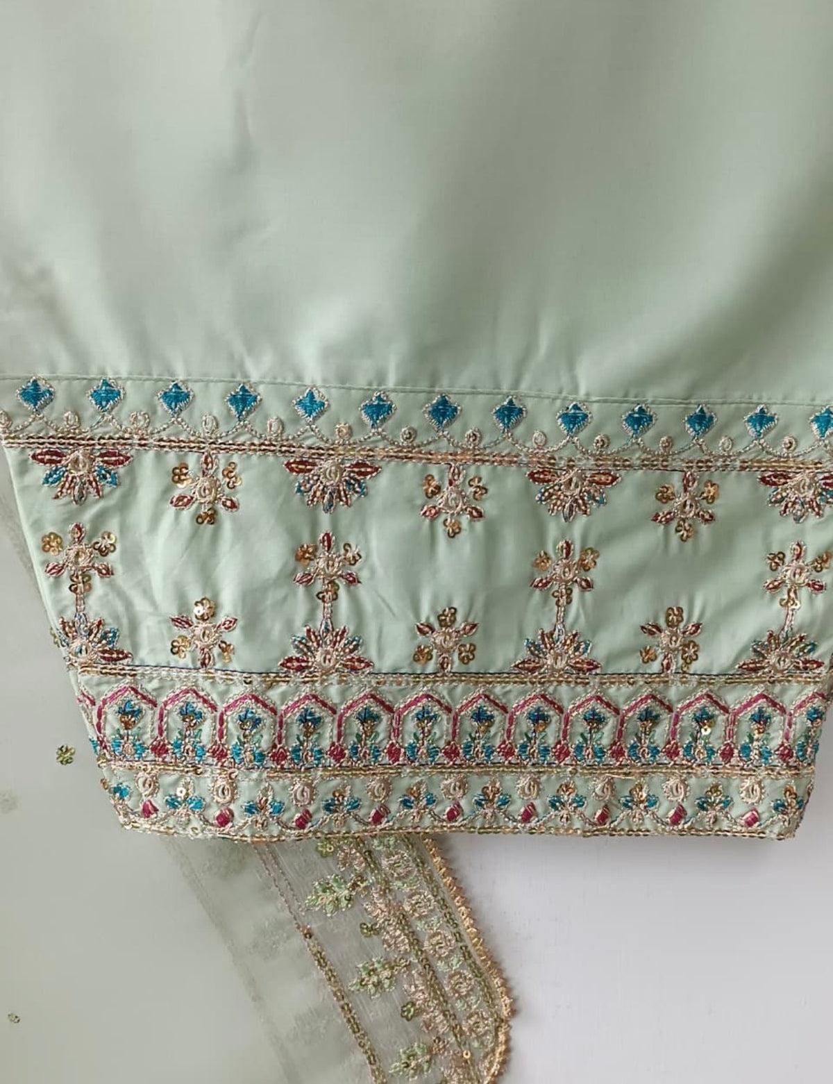 Manari (Mint)