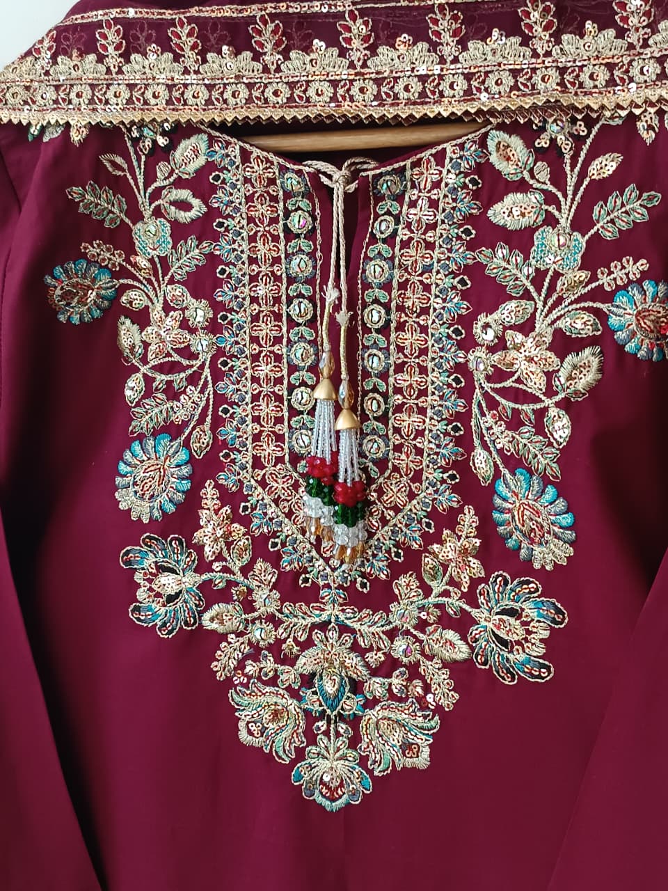 Manari