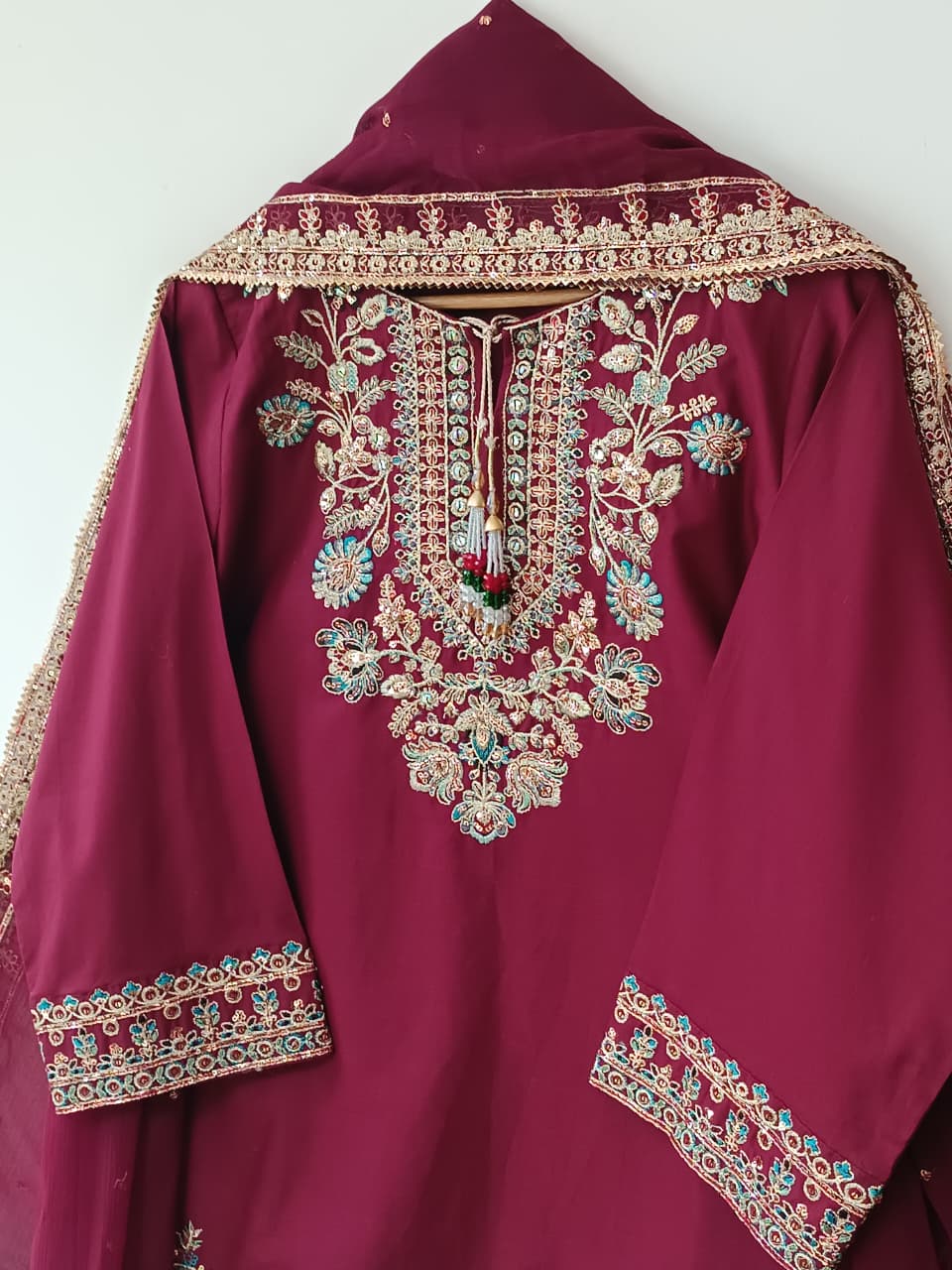 Manari